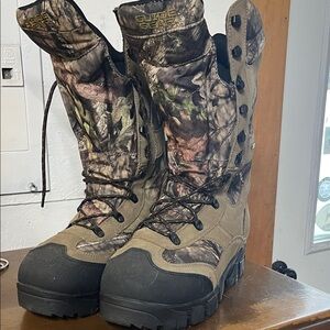 Camo Outdoor Boots